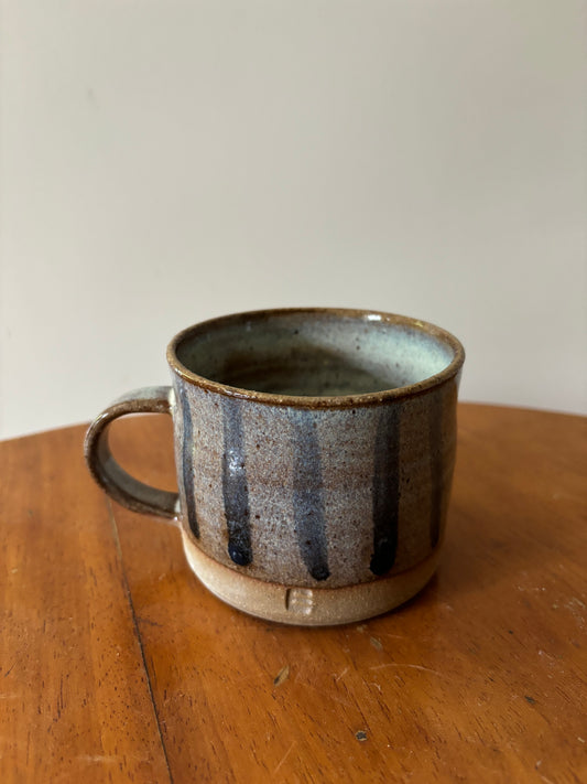 Mug IV